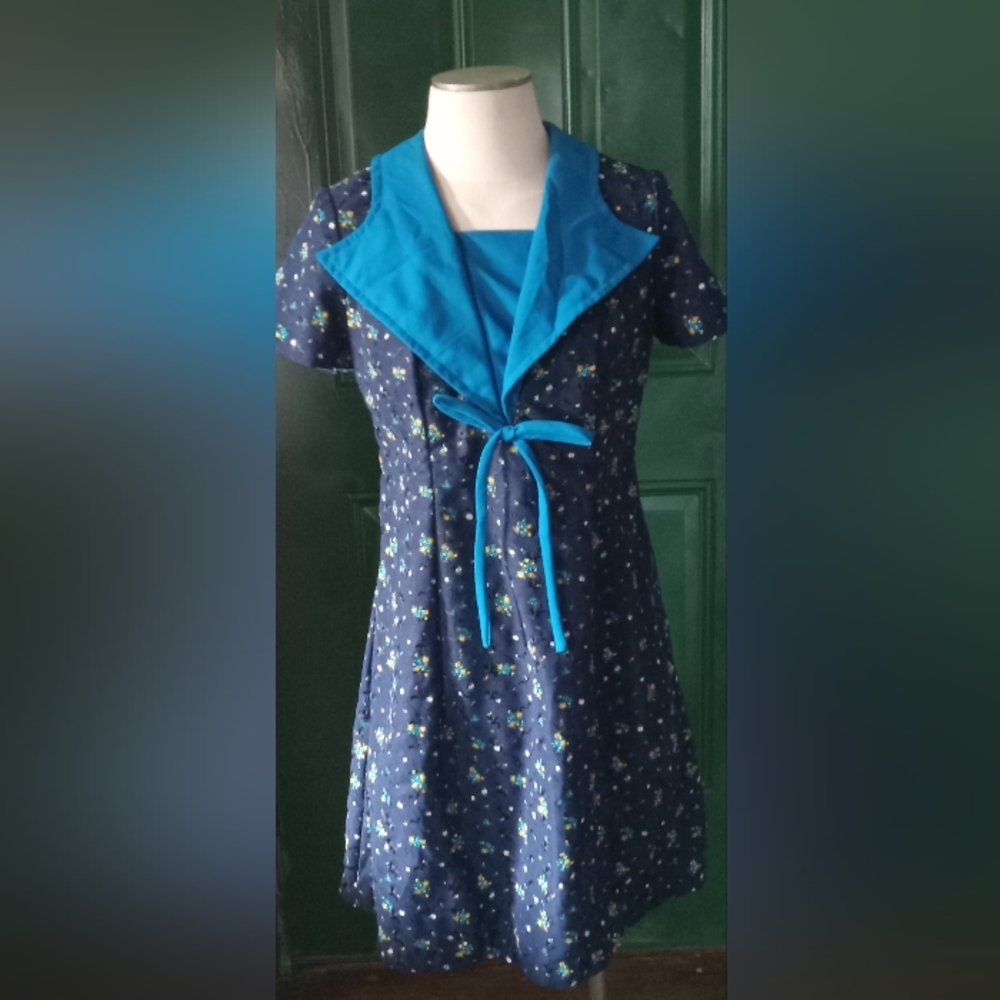 Floral vintage dress (S-M)